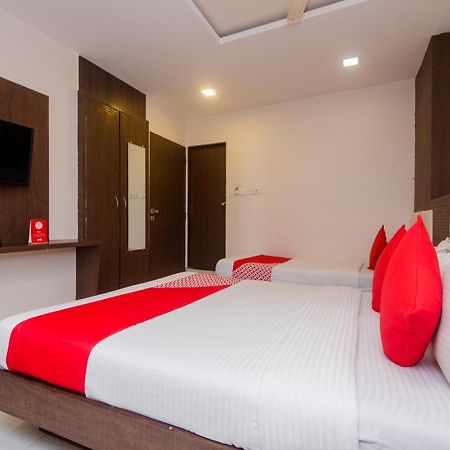 Hotel O Alfa Grand Near Chhatrapati Shivaji International Airport Мумбай Екстериор снимка